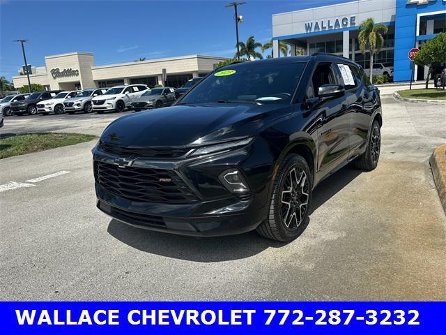 Photo of 2023 Black Chevrolet Blazer