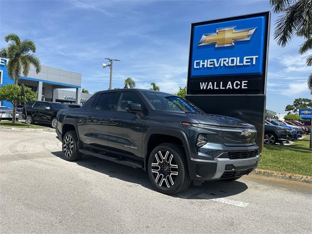 Photo of 2025 Blue Smoke Metallic Chevrolet Silverado EV