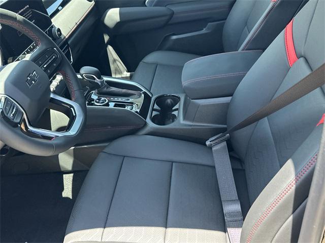 Photo of 2025 Black Chevrolet Colorado