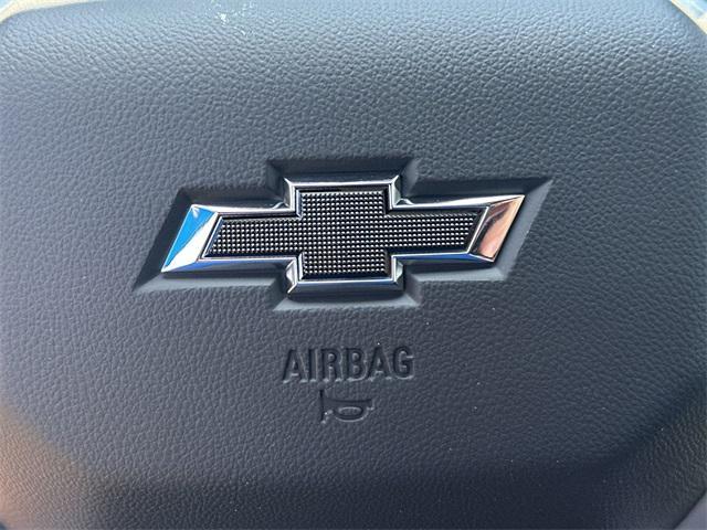 Photo of 2025 Black Chevrolet Colorado
