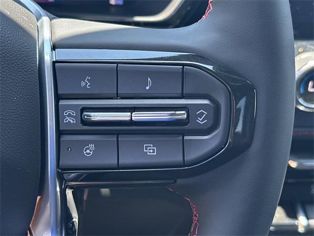 Photo of 2025 Black Chevrolet Colorado