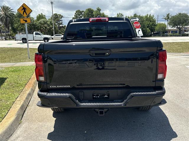 Photo of 2025 Black Chevrolet Colorado