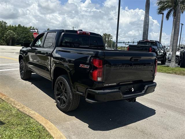 Photo of 2025 Black Chevrolet Colorado