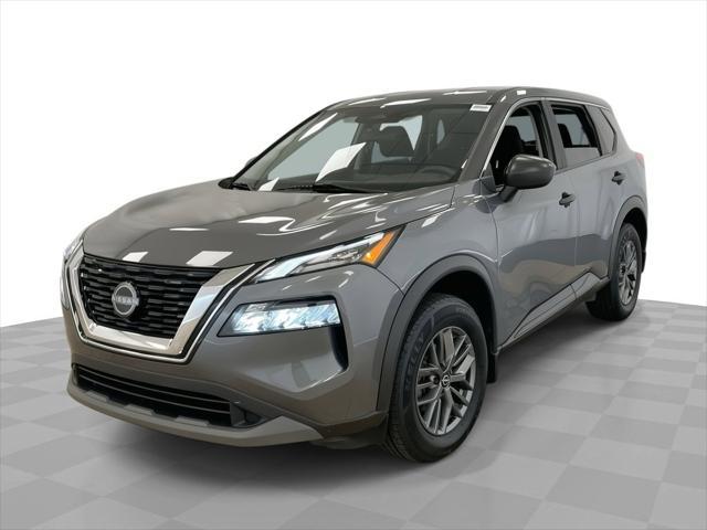 Photo of 2023 Gun Metallic Nissan Rogue
