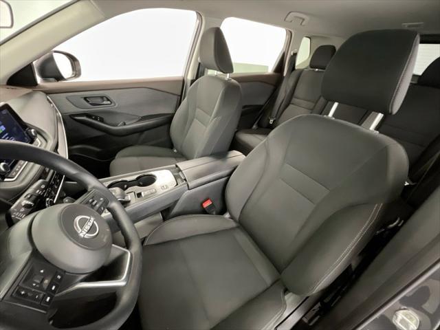 Photo of 2023 Gun Metallic Nissan Rogue