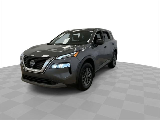 Photo of 2023 Gun Metallic Nissan Rogue