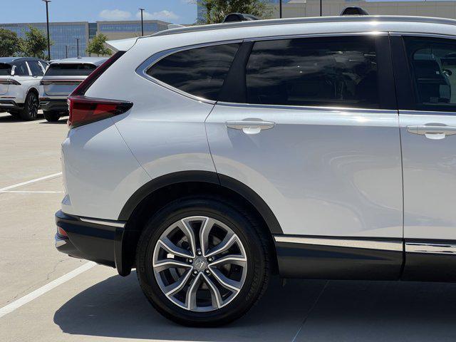 Photo of 2022 Platinum White Pearl Honda CR-V Hybrid