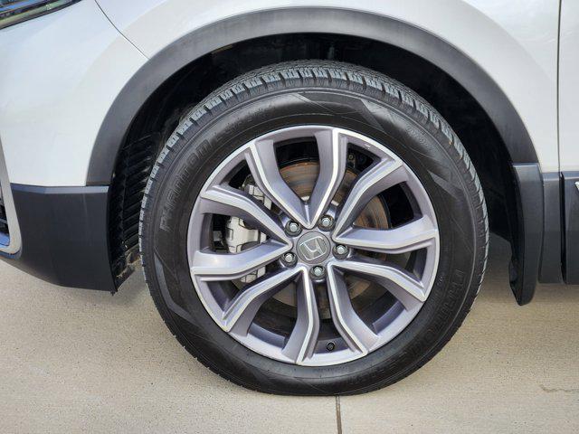 Photo of 2022 Platinum White Pearl Honda CR-V Hybrid