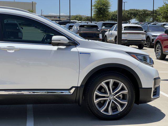 Photo of 2022 Platinum White Pearl Honda CR-V Hybrid