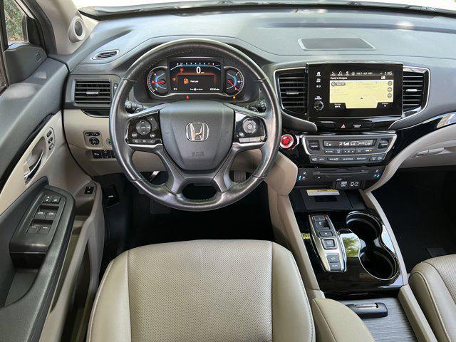 Photo of 2019 White Diamond Pearl Honda Pilot
