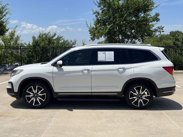 Photo of 2019 White Diamond Pearl Honda Pilot
