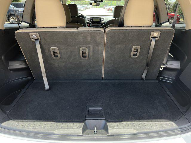 Photo of 2019 White Diamond Pearl Honda Pilot