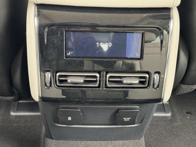 Photo of 2025 Infinite Black Metallic Clearcoat Lincoln Aviator