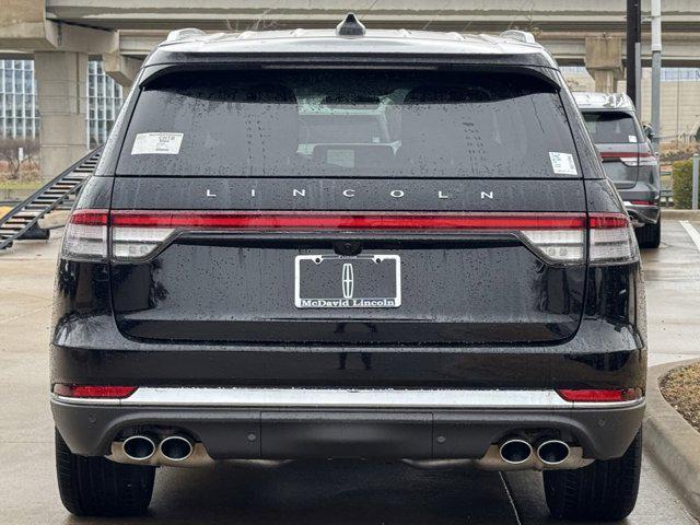 Photo of 2025 Infinite Black Metallic Clearcoat Lincoln Aviator