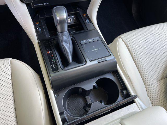 Photo of 2022 Starfire Pearl Lexus GX 460
