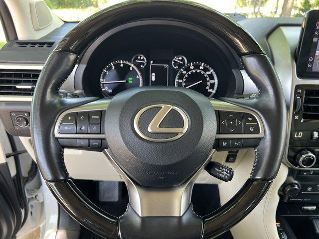 Photo of 2022 Starfire Pearl Lexus GX 460
