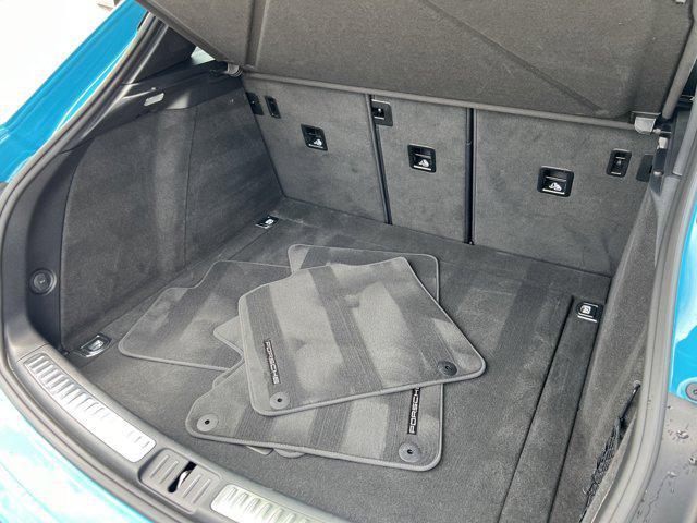Photo of 2023 Miami Blue Porsche Macan