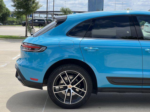 Photo of 2023 Miami Blue Porsche Macan