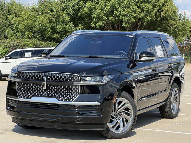 Photo of 2025 Infinite Black Metallic Clearcoat Lincoln Navigator