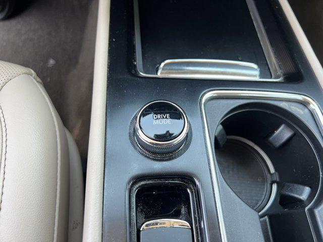 Photo of 2022 Infinite Black Metallic Clearcoat Lincoln Corsair