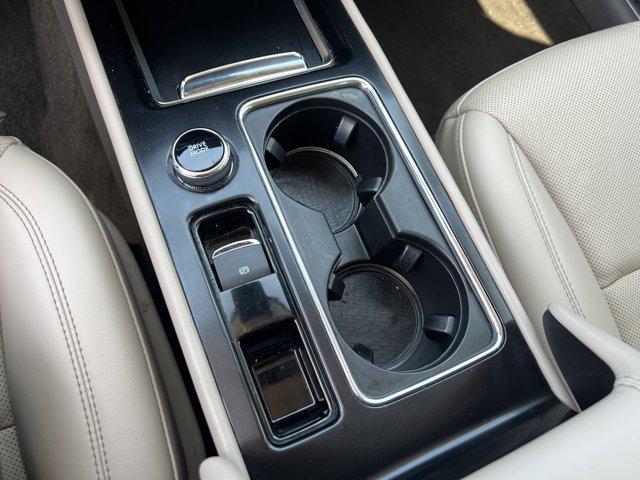 Photo of 2022 Infinite Black Metallic Clearcoat Lincoln Corsair