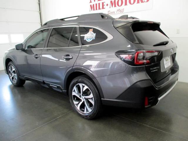 Photo of 2021 Gray Subaru Outback