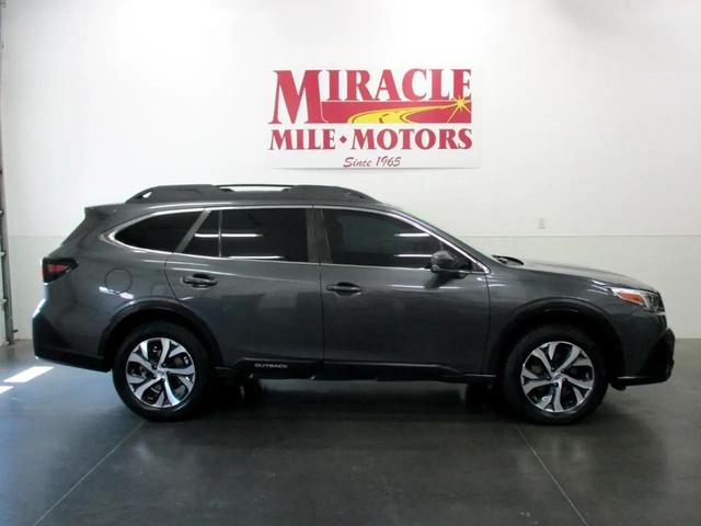 Photo of 2021 Gray Subaru Outback