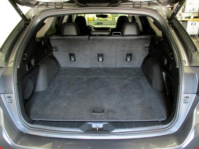 Photo of 2021 Gray Subaru Outback