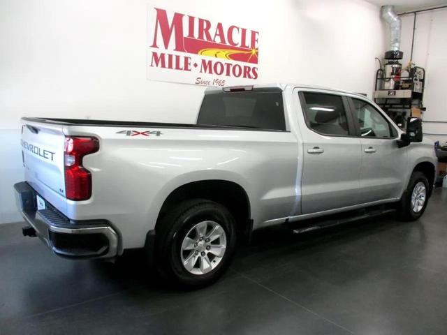 Photo of 2021 Gray Chevrolet Silverado 1500
