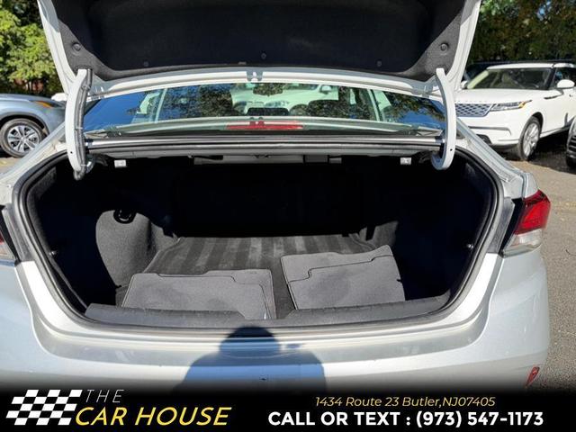 Photo of 2018 Symphony Silver Hyundai SONATA