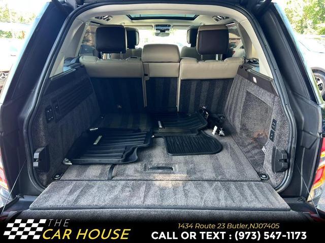 Photo of 2019 Loire Blue Land Rover Range Rover