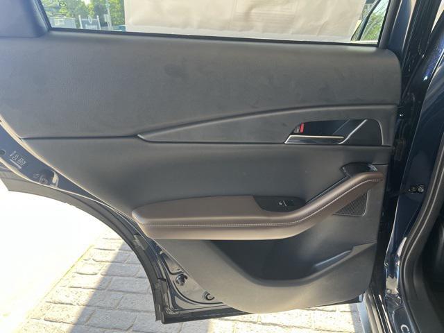 Photo of 2024 Deep Crystal Blue Mica Mazda CX-30