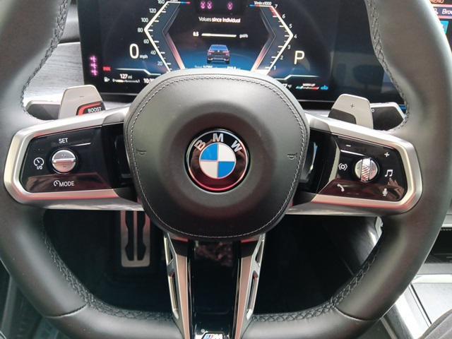 Photo of 2023 Black Sapphire Metallic BMW 760