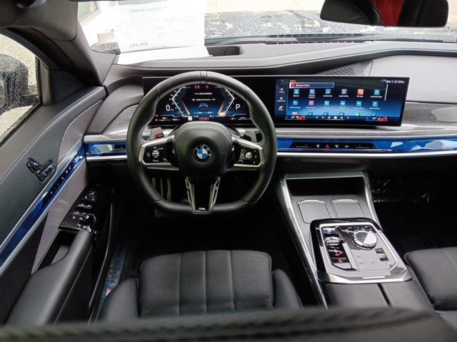 Photo of 2023 Black Sapphire Metallic BMW 760