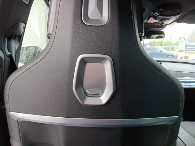 Photo of 2023 Black Sapphire Metallic BMW 760