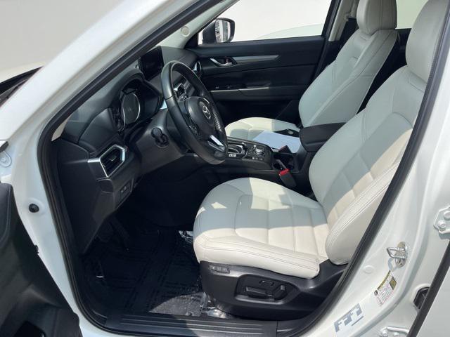 Photo of 2023 Rhodium White Metallic Mazda CX-5