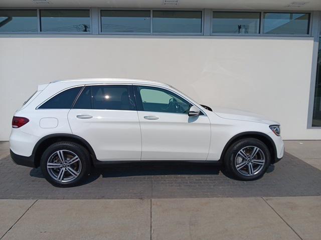 Photo of 2020 Polar White Mercedes-Benz GLC 300