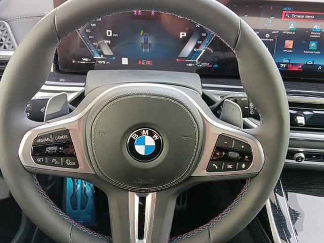 Photo of 2025 Black Sapphire Metallic BMW X7