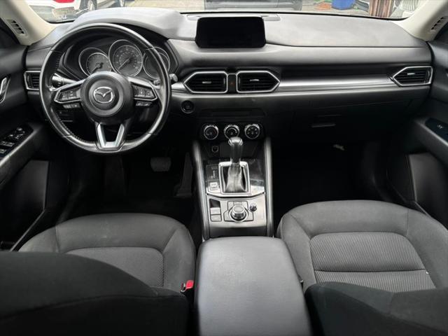 Photo of 2018 Sonic Silver Metallic Mazda CX-5