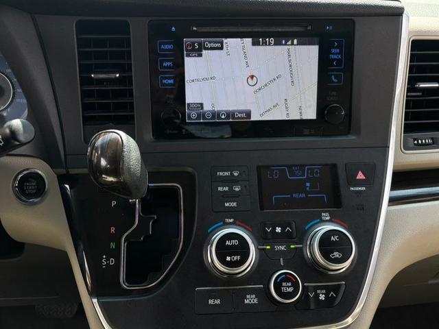 Photo of 2016 Midnight Black Metallic Toyota Sienna