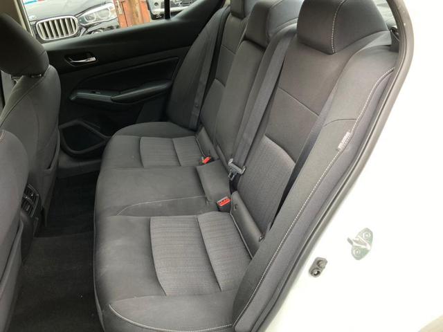 Photo of 2019 Pearl White Tricoat Nissan Altima