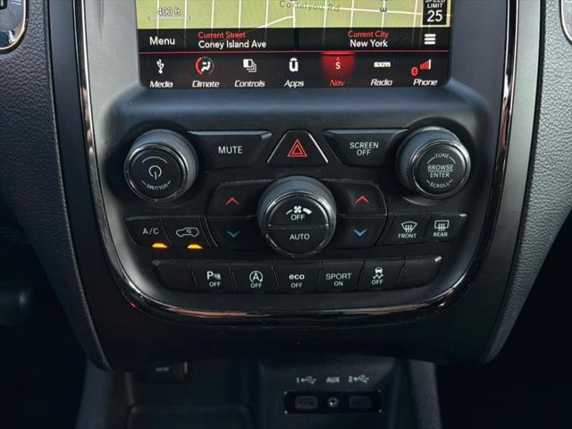 Photo of 2019 DB Black Clearcoat Dodge Durango