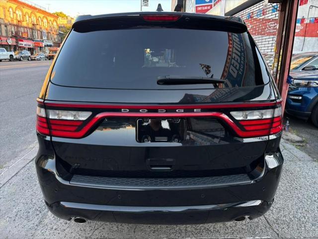 Photo of 2019 DB Black Clearcoat Dodge Durango