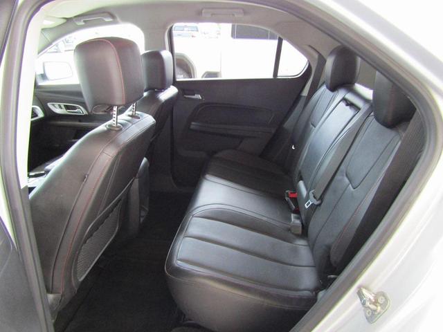 Photo of 2012 Silver Ice Metallic Chevrolet Equinox