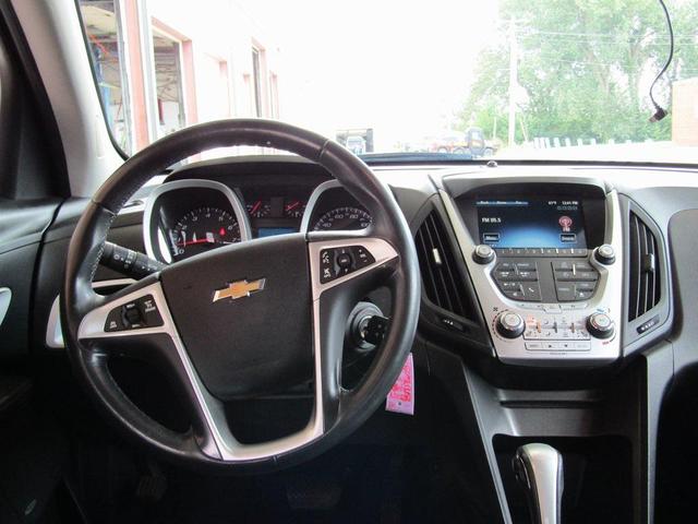 Photo of 2012 Silver Ice Metallic Chevrolet Equinox
