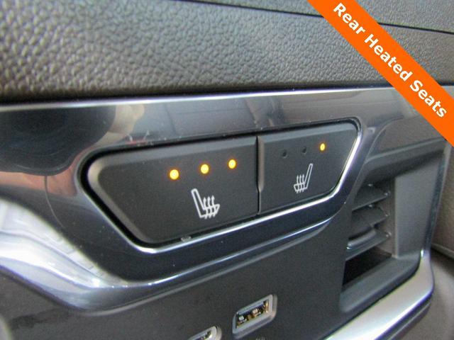 Photo of 2025 Summit White GMC Sierra 2500