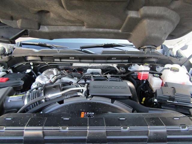 Photo of 2025 Summit White GMC Sierra 2500
