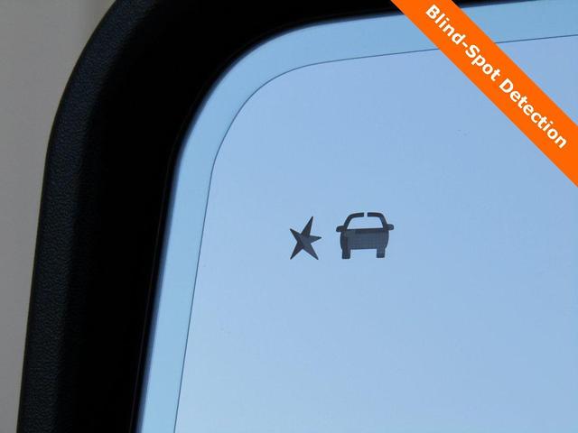 Photo of 2025 Summit White GMC Sierra 2500