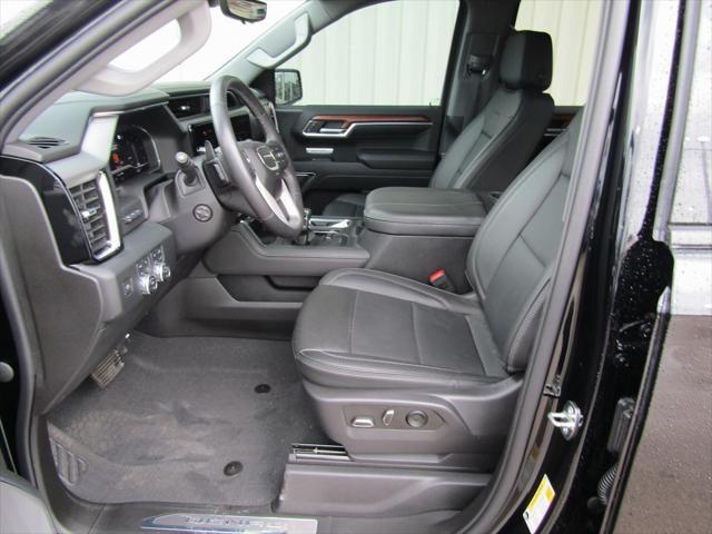 Photo of 2023 Onyx Black GMC Sierra 1500