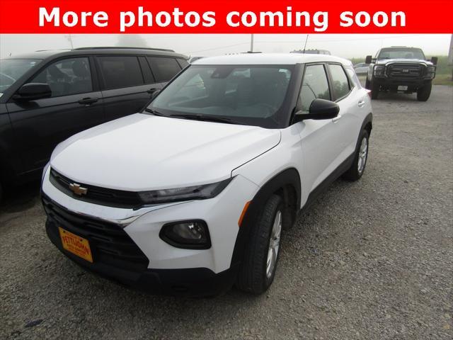 Photo of 2023 Summit White Chevrolet Trailblazer